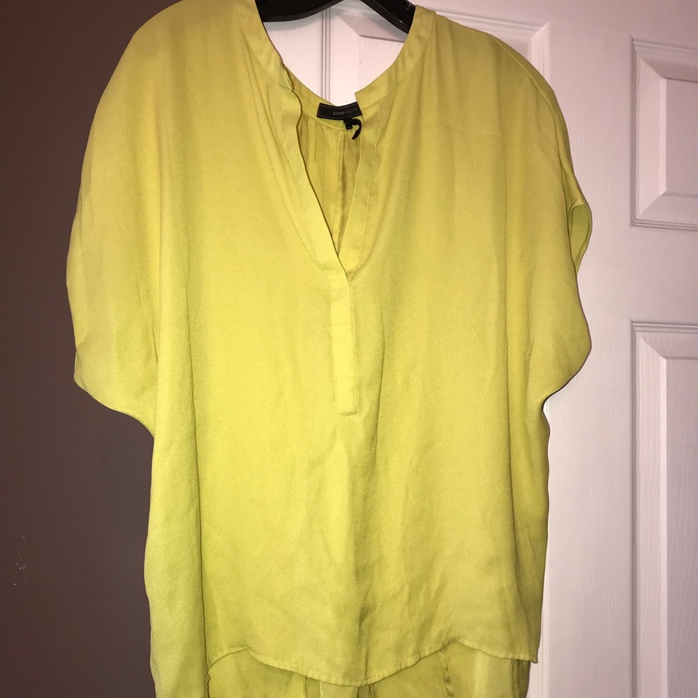 BCBG MAXAZRIA Ayanna Top lemongrass Oversized